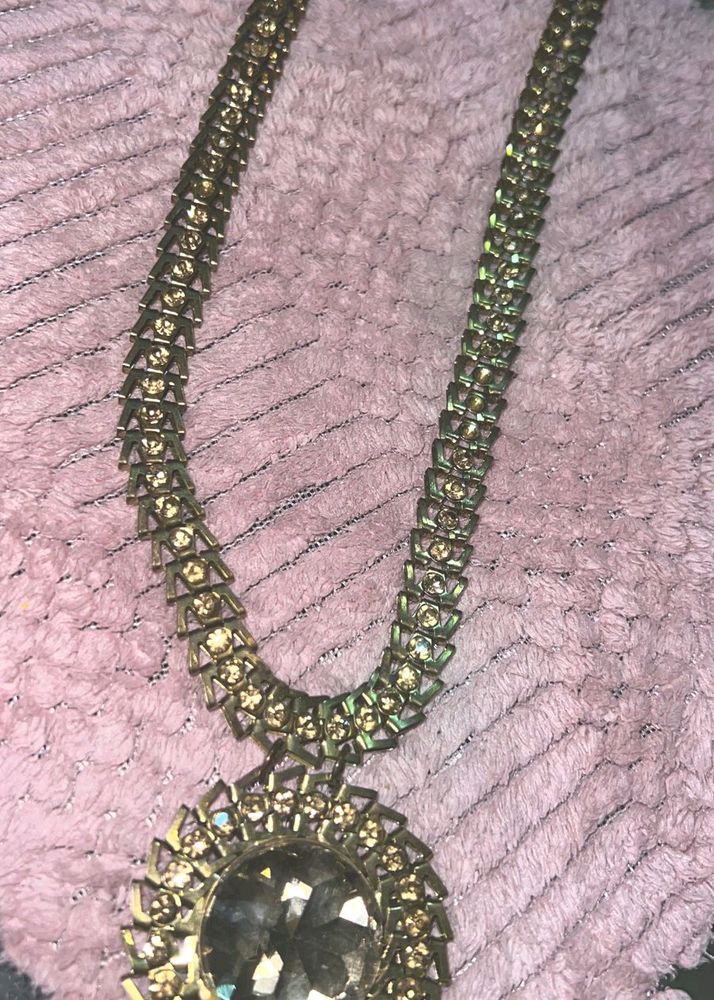 Golden Neckpiece