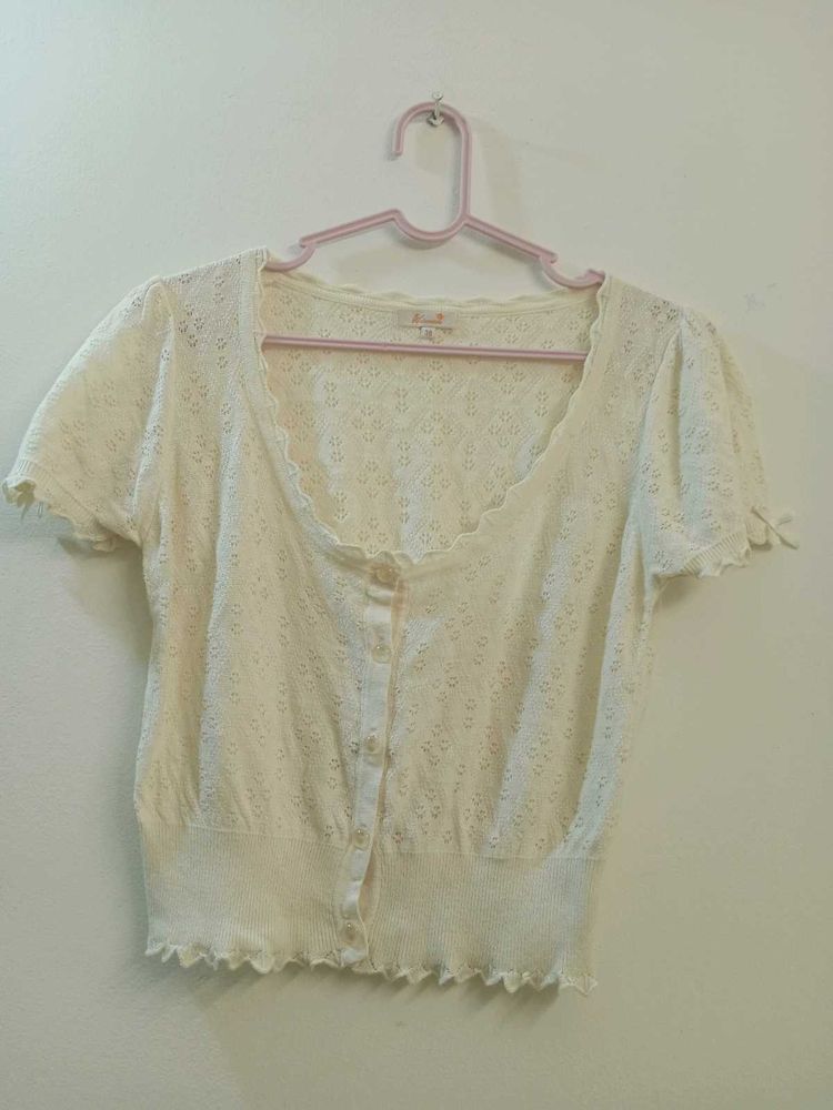 Adorable embroided pointelle Creme Top