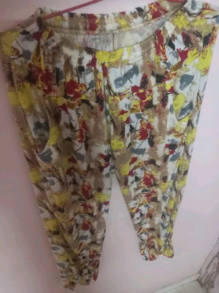 Fashionable Pants For Womens