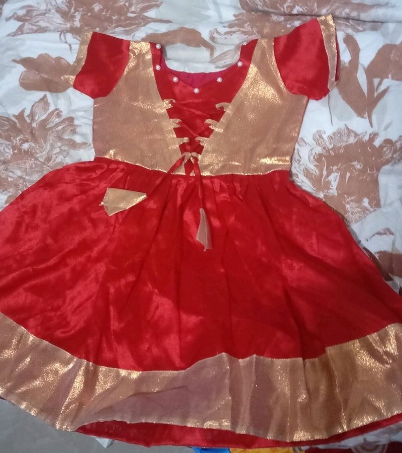 Red Silk Baby Girl Frock♥️🎈💁
