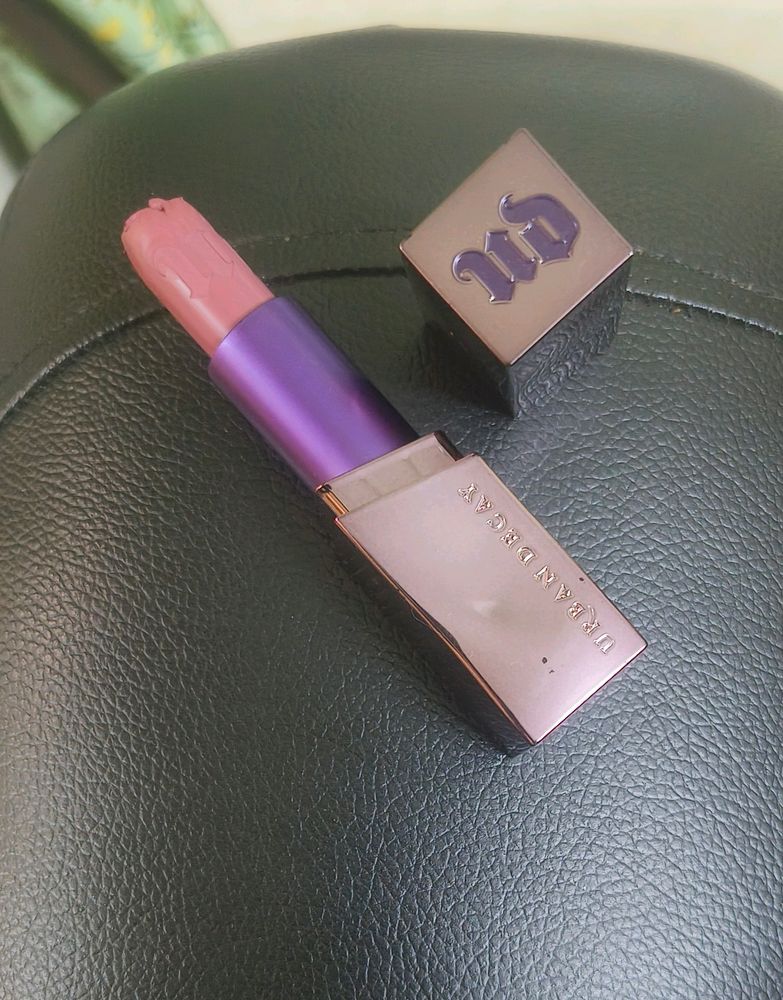 Urban Decay Lipstick - Hideaway M - Tip Damaged