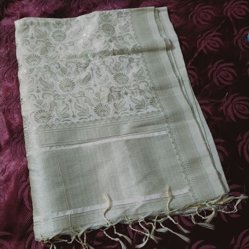 New Banarasi Silk Duppataa