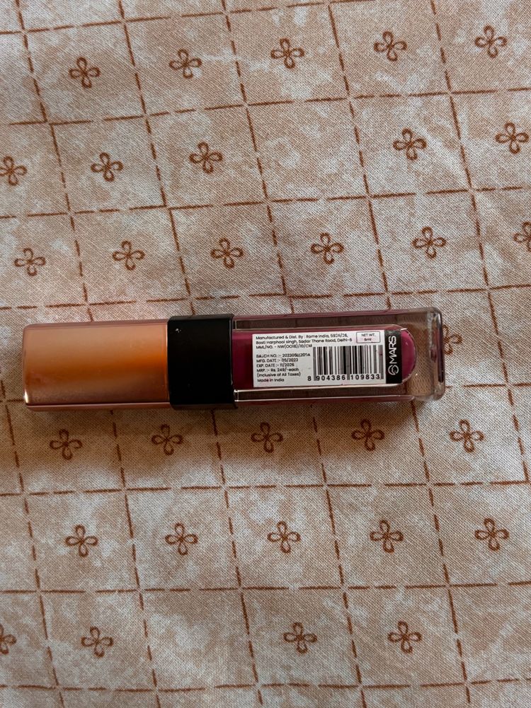 Mars Lipstick