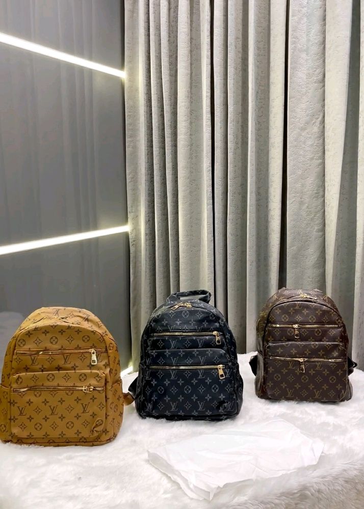 Louis VUITTON Backpacks