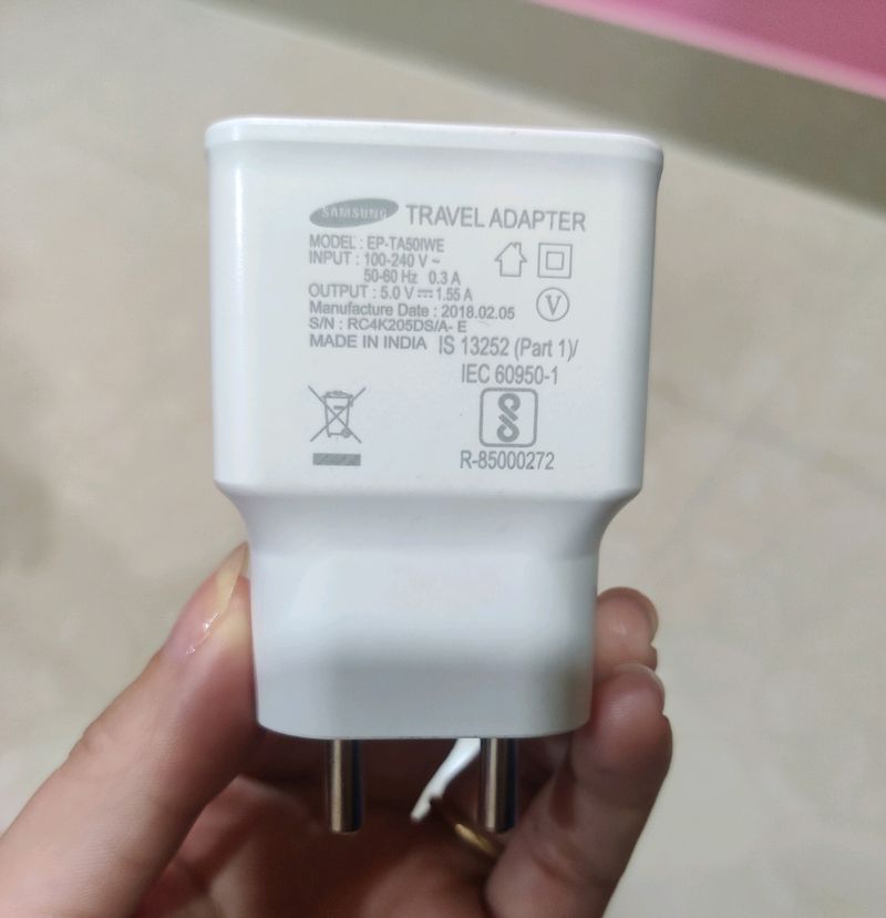 Samsung Type -C travel Adaptor