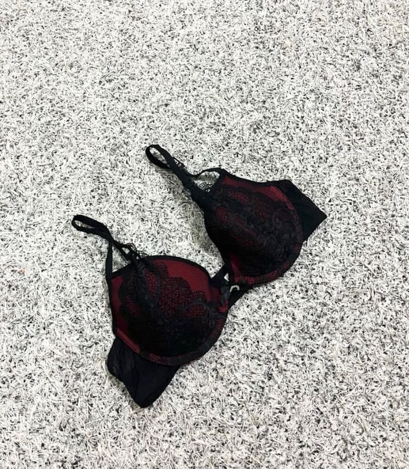 Sale‼️Buy1 Get 1‼️Red-Black Lace Bra ❤️🖤