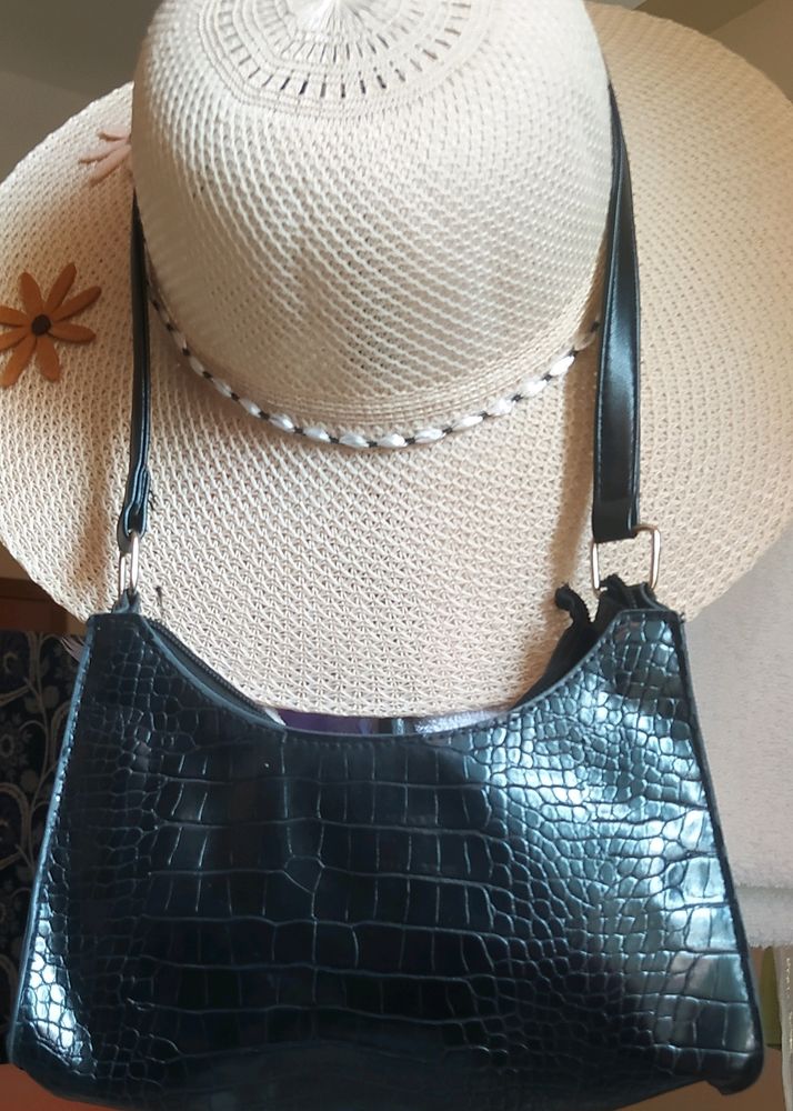 Black Leather Fancy Bag