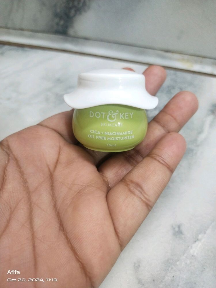 Dot & Key Moisturizer