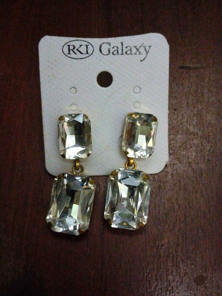 Diamond White Earrings