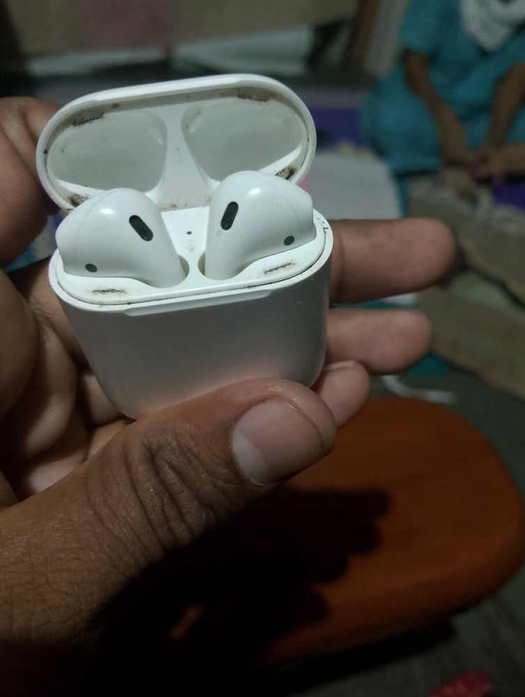 Apple Airpods 2 Generation