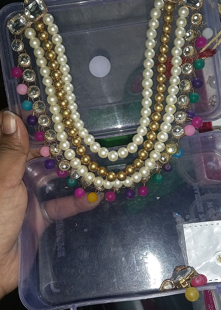 Pearl Layers Necklace Set