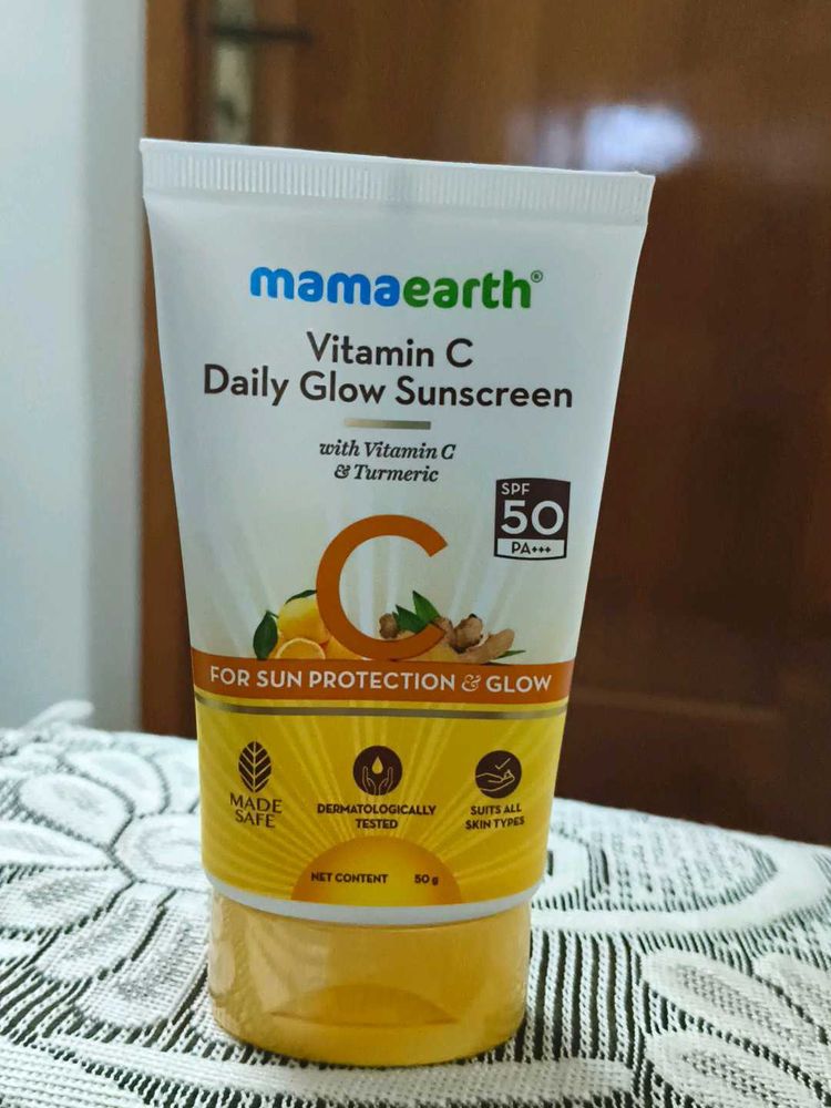 Mamaearth Vitamin C Daily GlowSunscreen SPF50PA+++