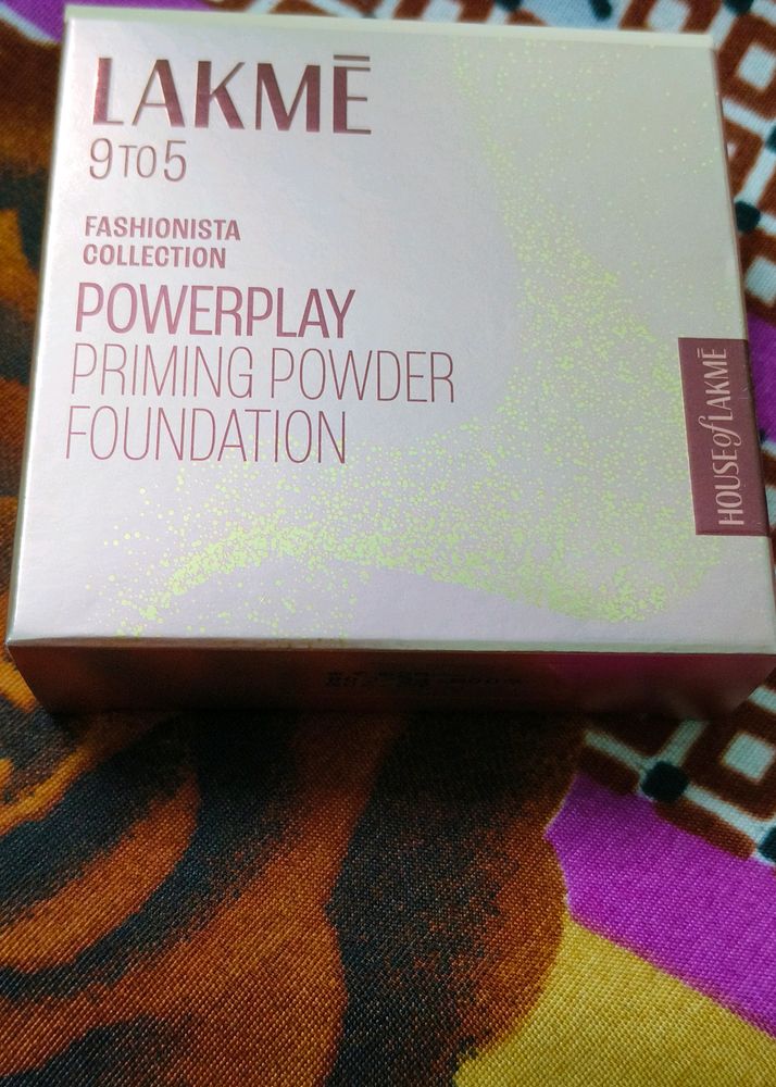 LAKME 9TO5 PRIMING POWDER FOUNDATION