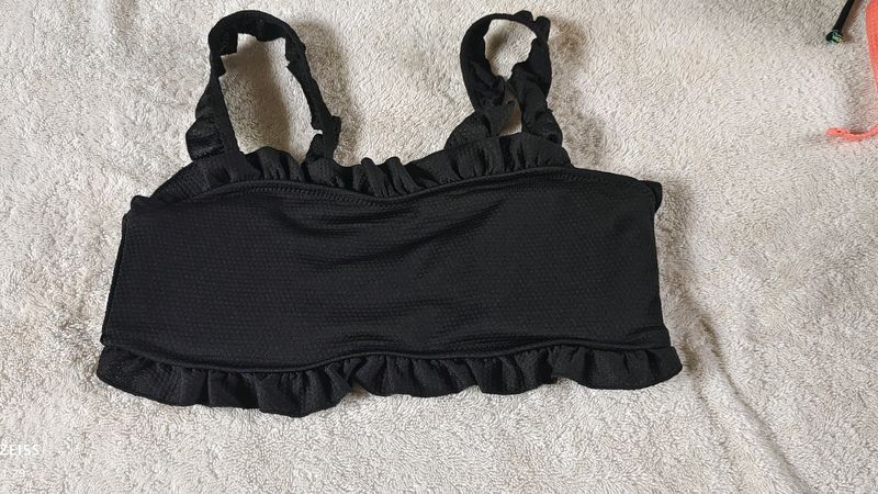 SEXY BLACK PADDED BRALETTE TOP