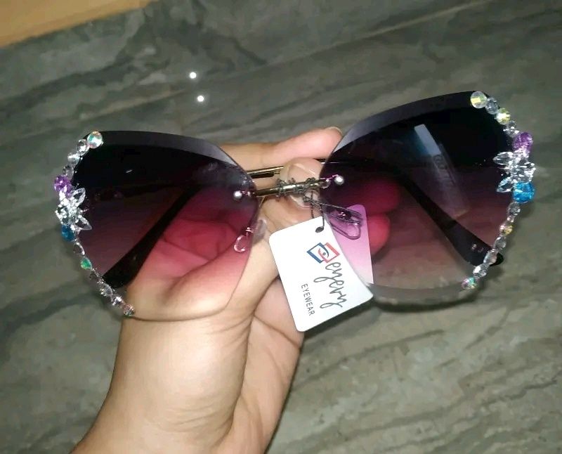 Women Round Sunglasses