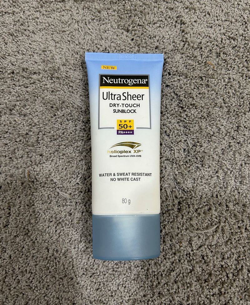 Neutrogena - Dry Touch Sunscreen