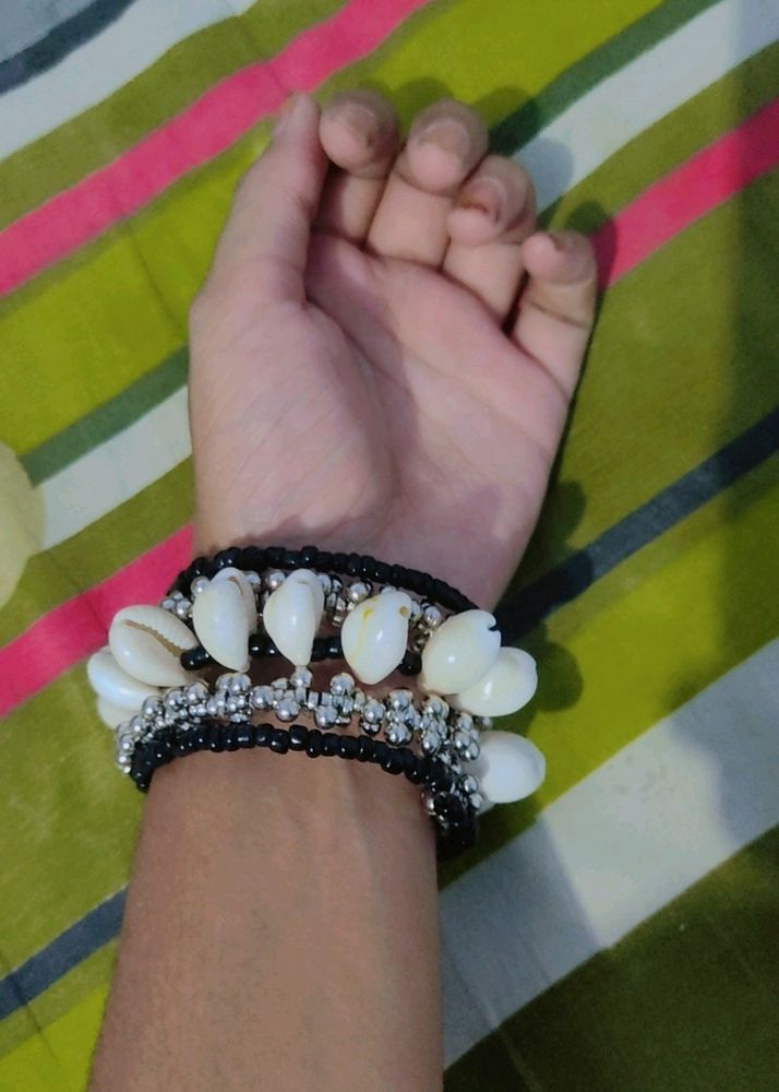 Shell Bracelet (Pack Of 2)