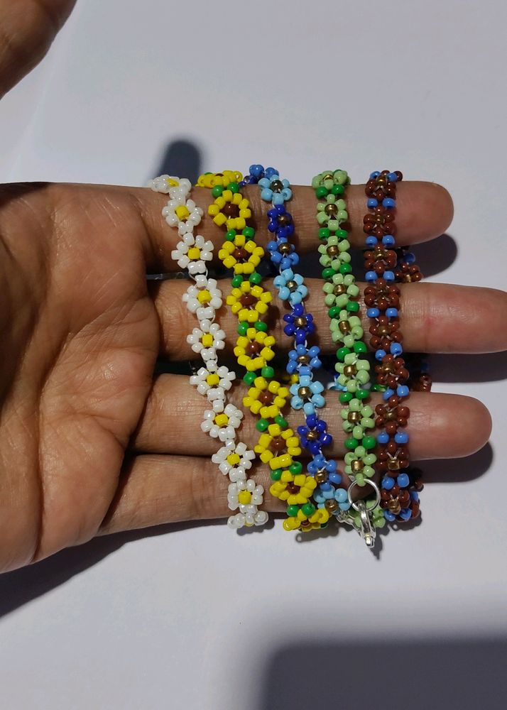 Flower Glass Beads Bracelet