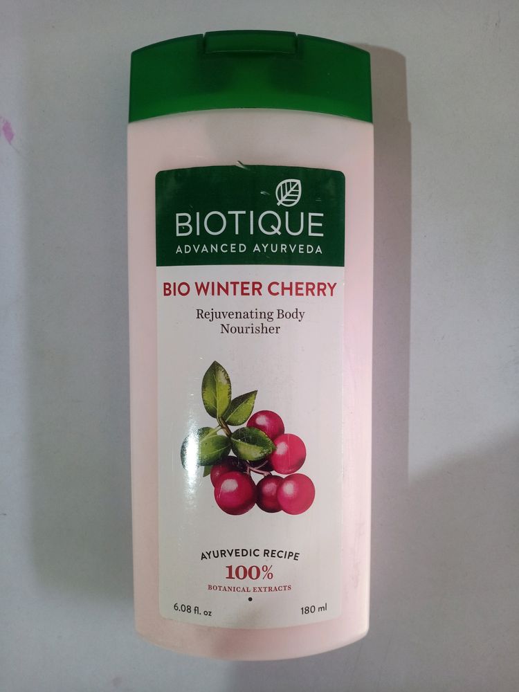 Biotique Advanced Ayurveda Rejuvenating Body Nouri