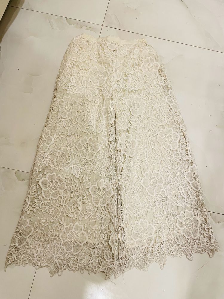 CUTWORK PALLAZZOS IN L