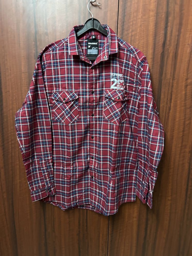 Mens L Size Shirt