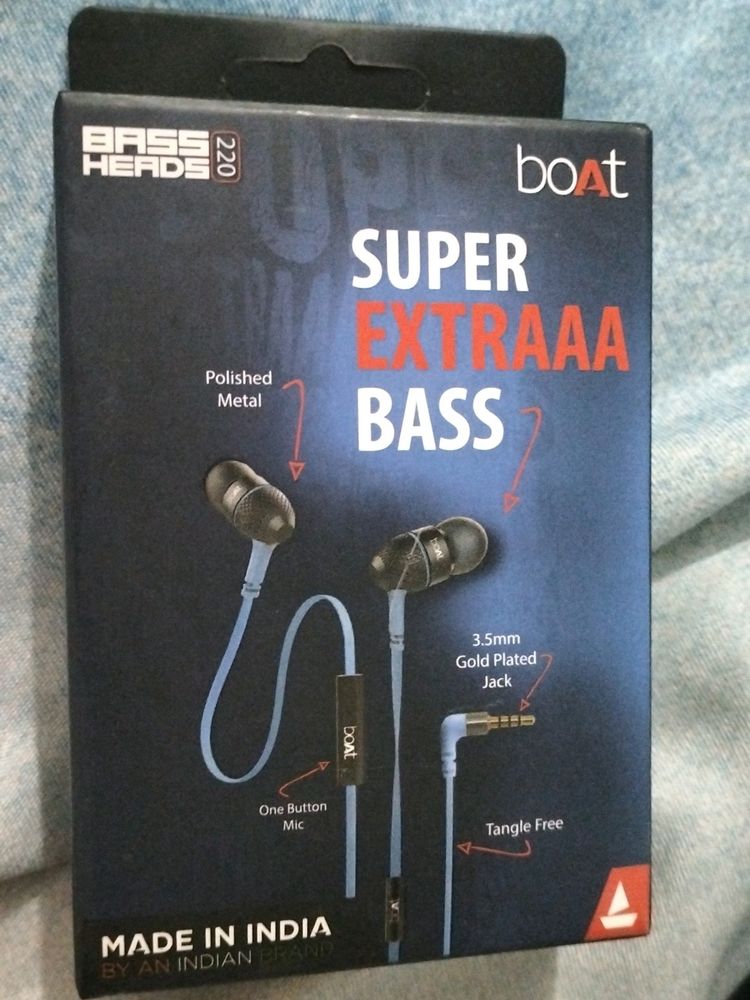 Boat Bass Head 220 Wired Earphone