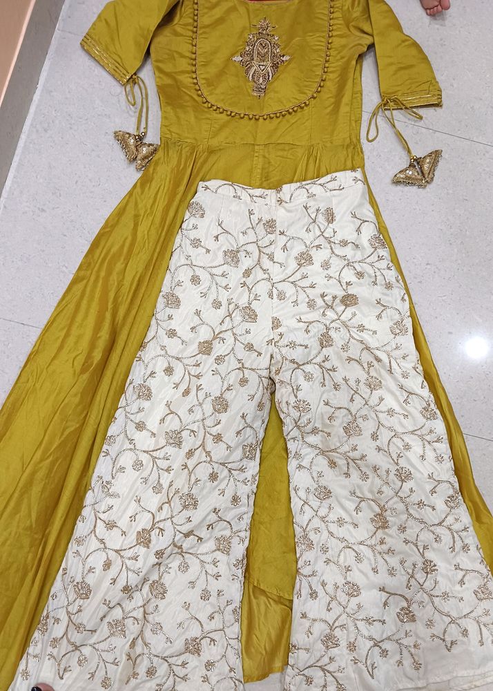 ❤️😍Just Waw Partywear Outfit 😍❤️Best For Mehendi