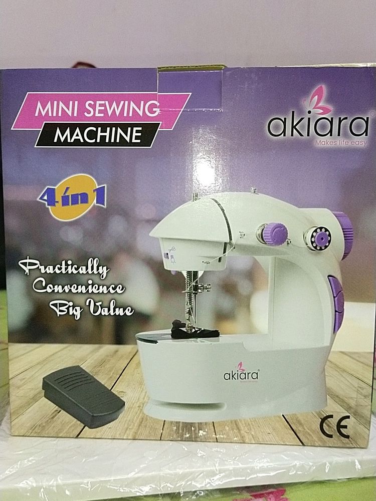 Brand new Akiara 4 in 1mini sewing machine with table