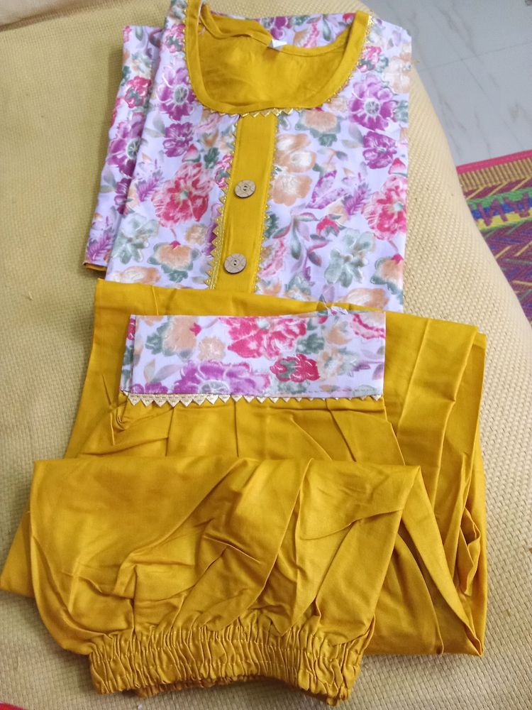 New Kurti And Pant Set