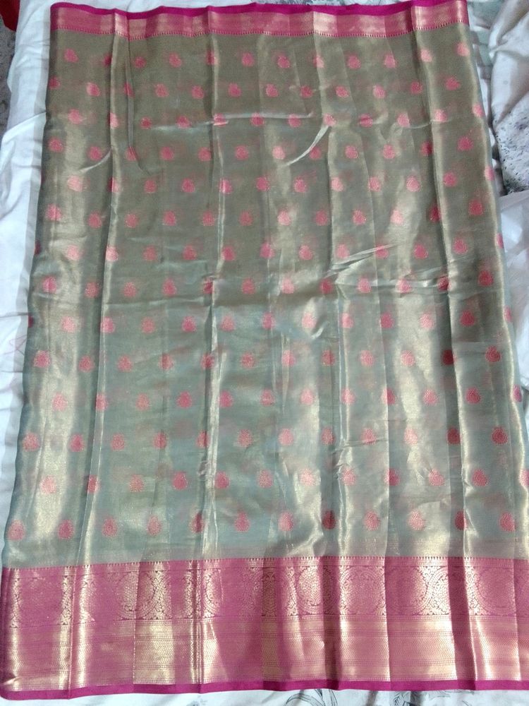 Fixed Price Drop New Pastel GreenTissue Pattu Sare