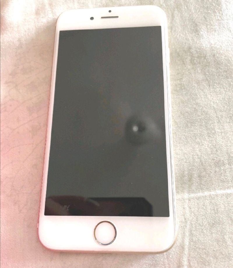 iPhone 6s For Sell