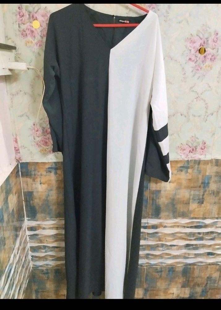 Grey And Off White Abaya/Burkha/Niqab