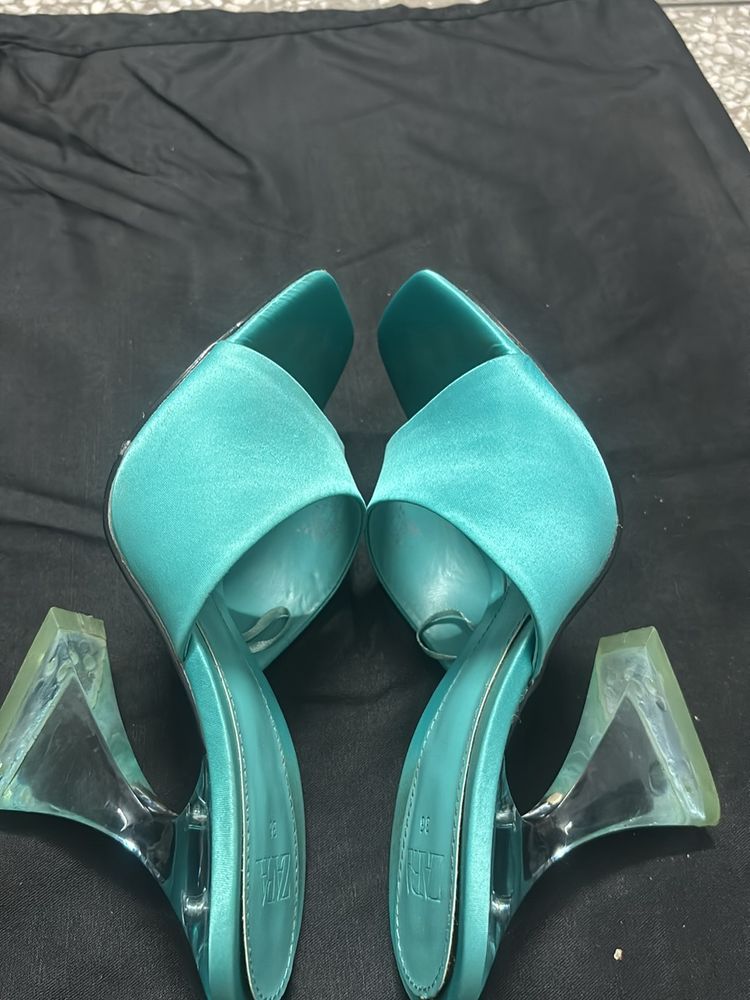 Zara heel