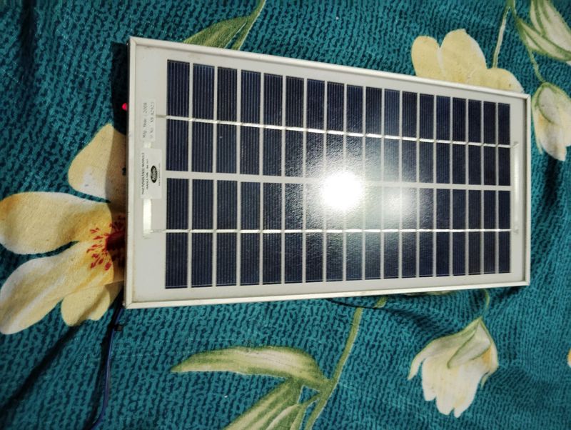 12 Volt/ 5 Watt Solar Panel Ammini System Brand