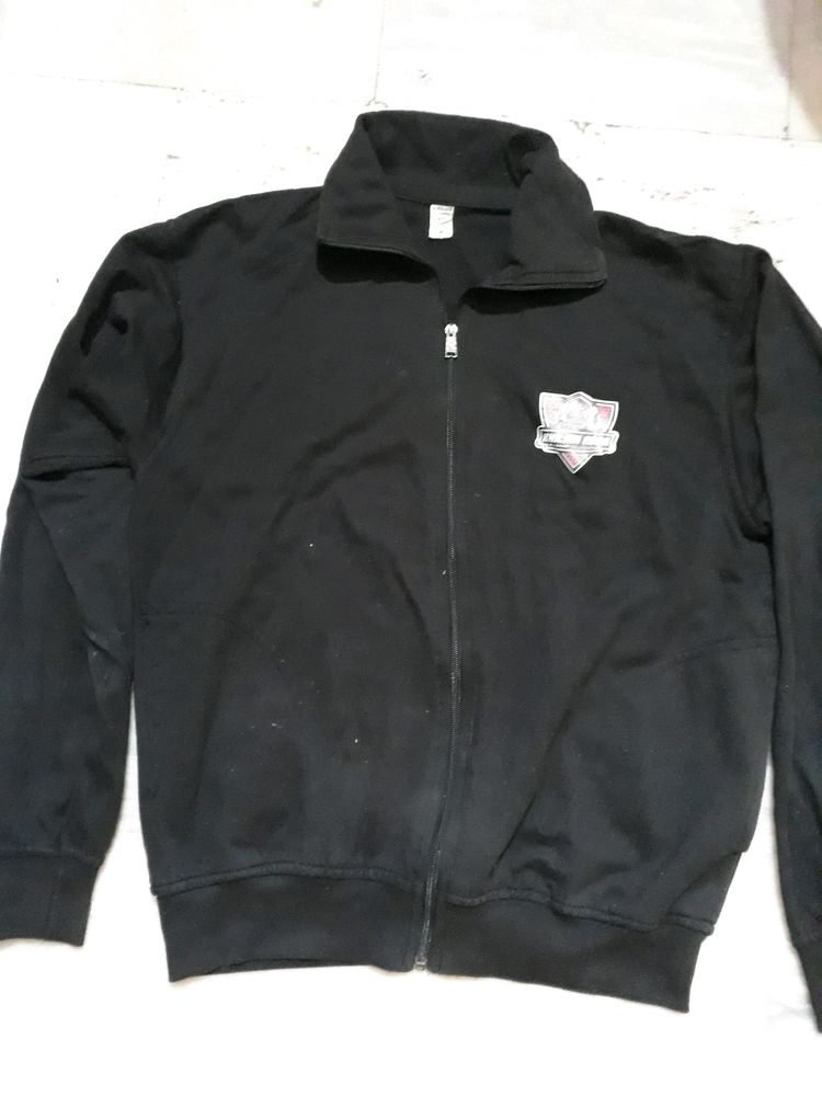 Like New Black Colour Jacket For Boys