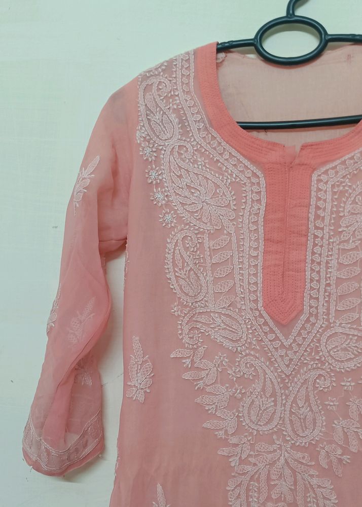 Chikankari  Kurti