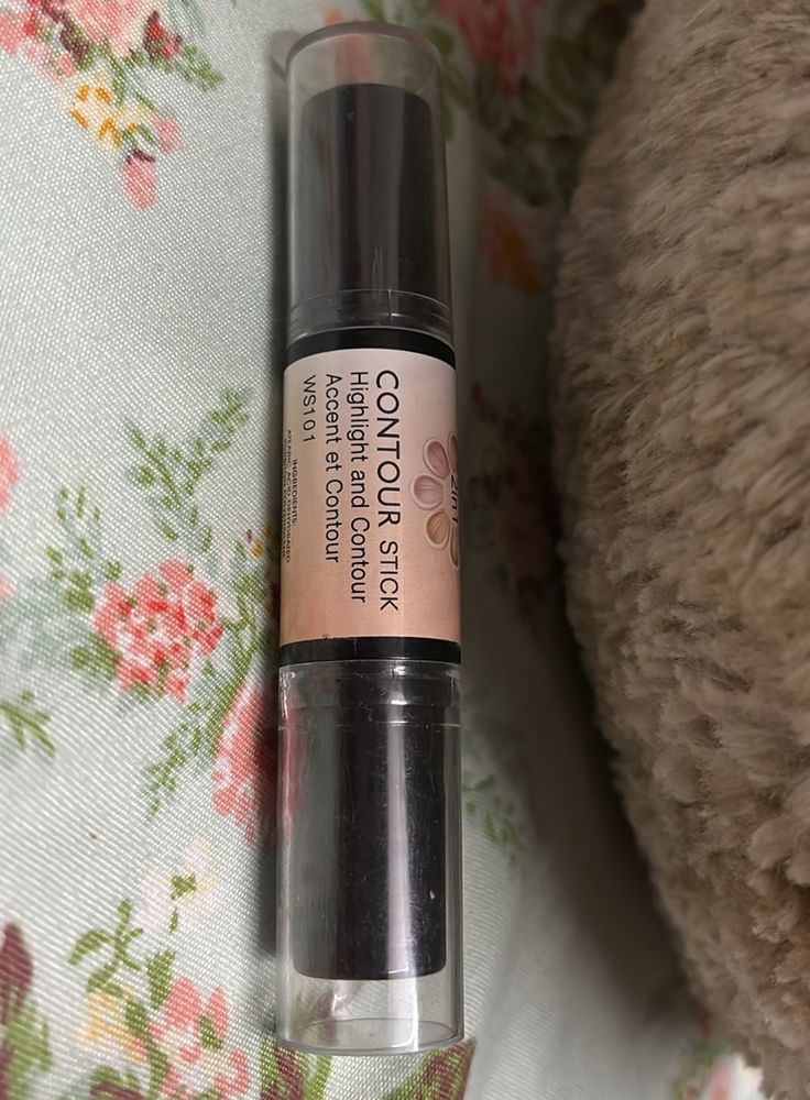 2 In 1 Contour And Highlighter