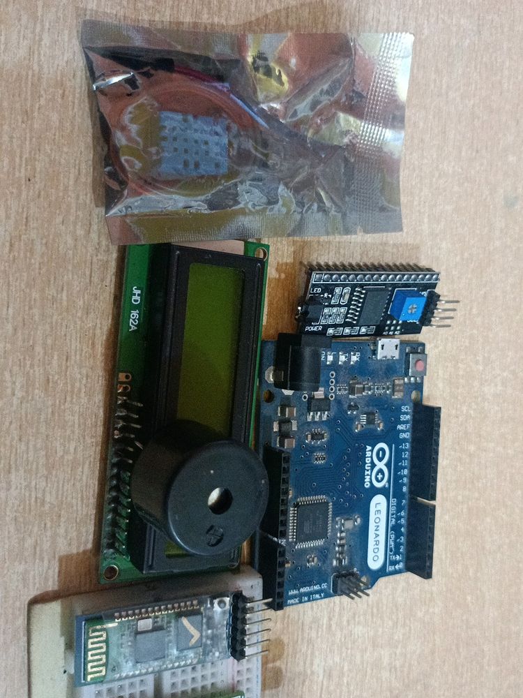 Arduino Board ( Leonardo) with accessories