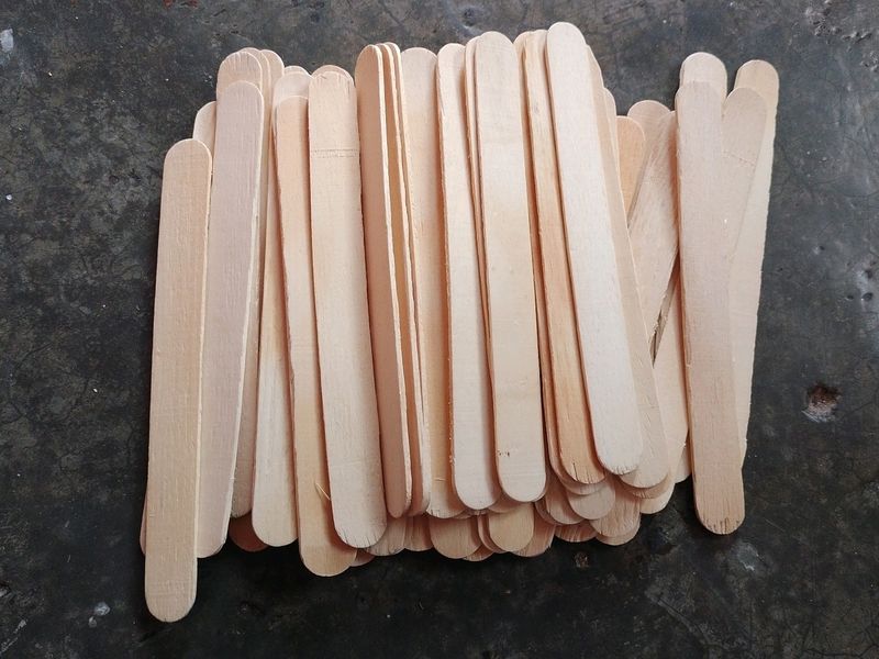 55 Ice Cream Sticks