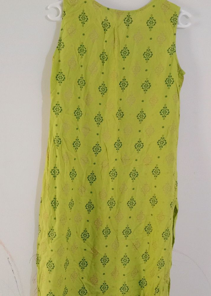 Avaasa Brand Kurti Sleeveless