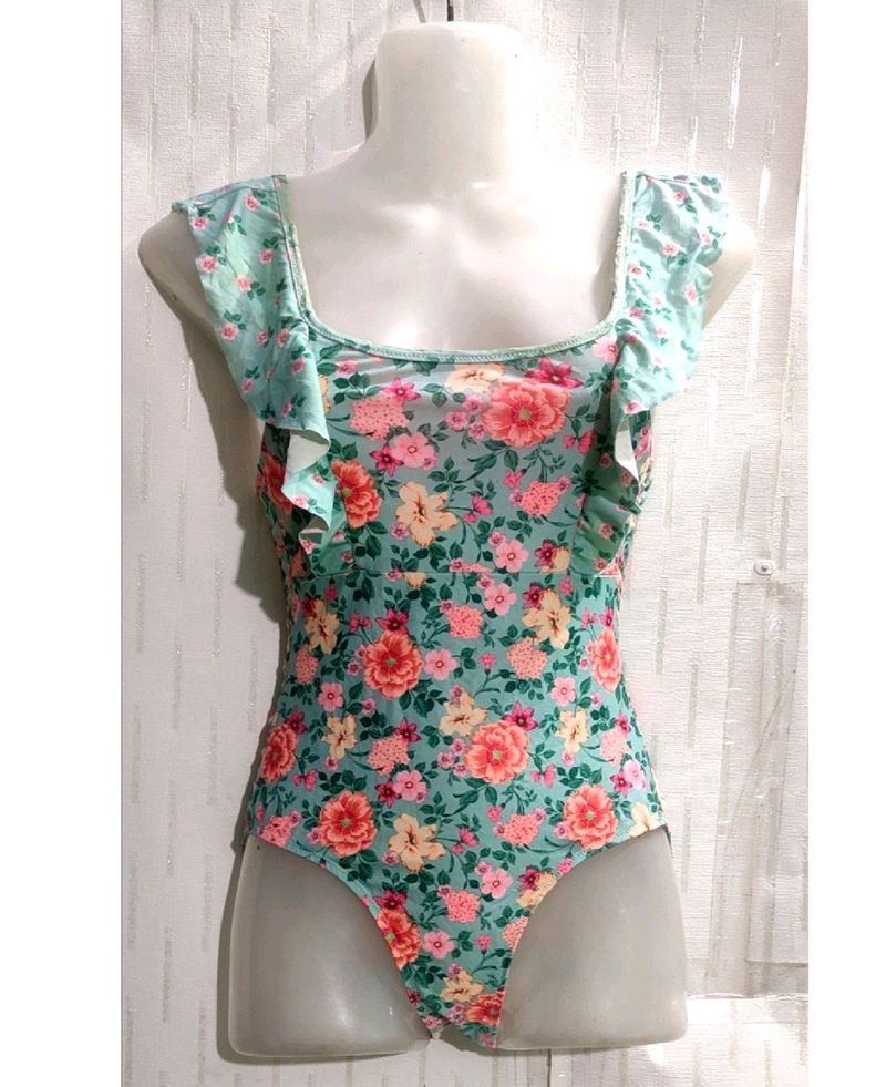 Fitted Bodysuit For Girls L/26