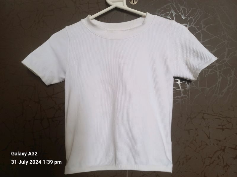 Basic White Ribbed Crop Tee