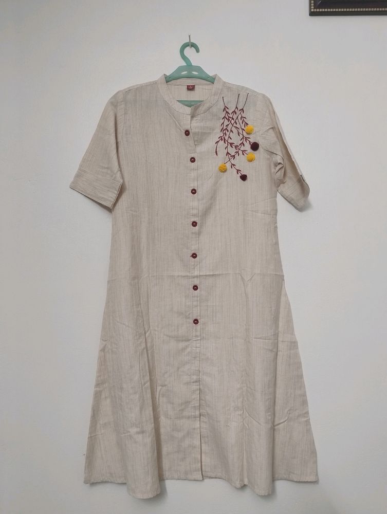 Cotton Kurta With Embroidery