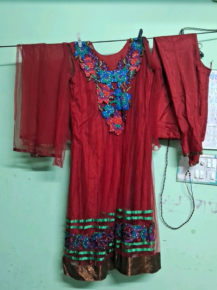 Frock Suit With Kadai