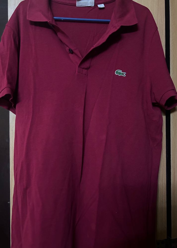 Lacoste Tshirt.