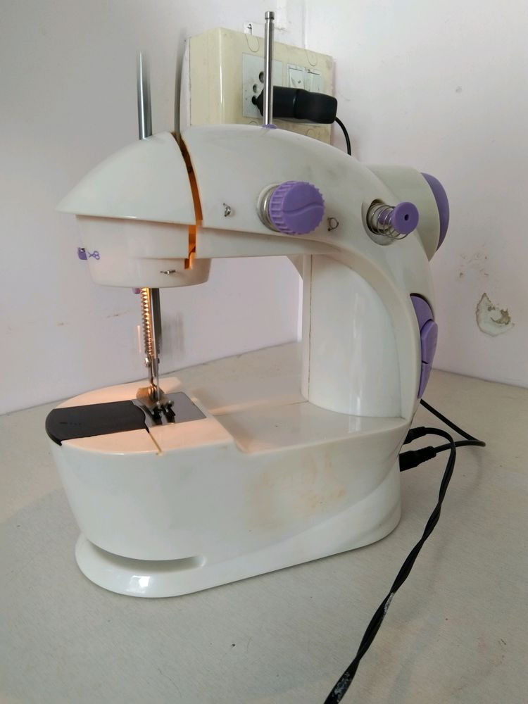 4 In 1 Mini Sewing Machine