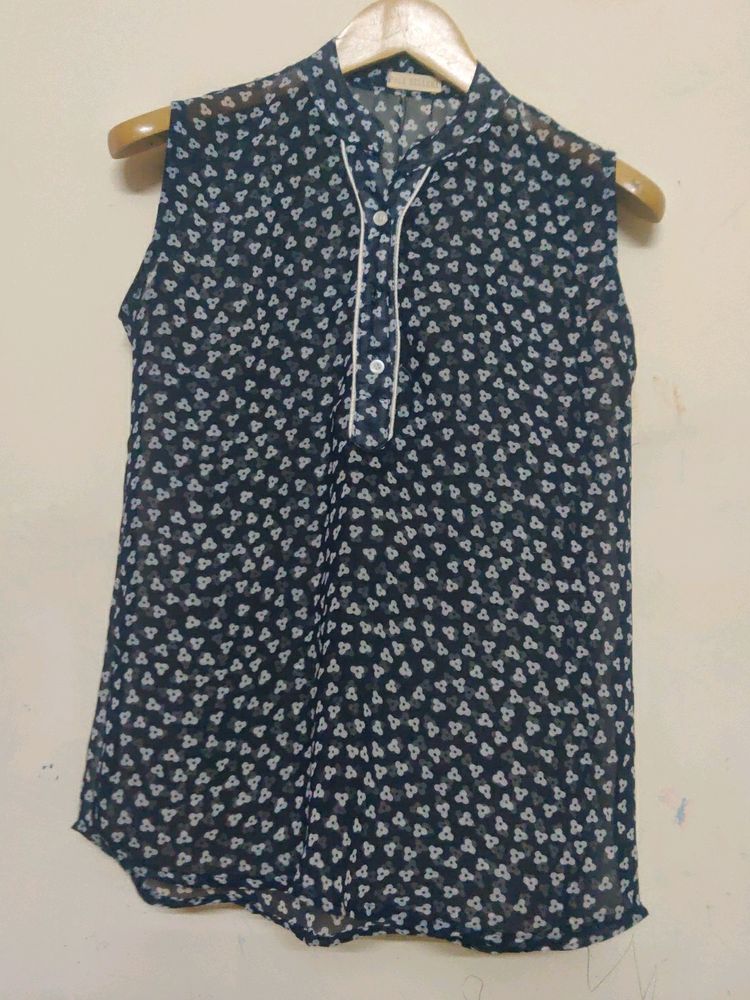 Sleeveless Top (Blue With White Print)