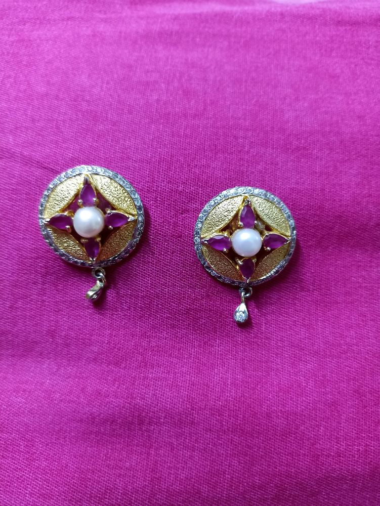 Earrings for Ur Traditional Look