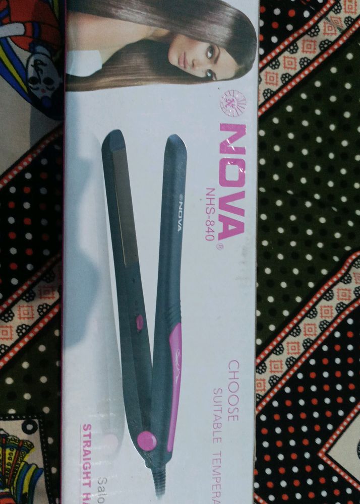 Nova Hair Straightener