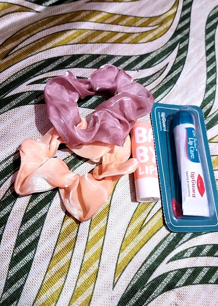 Lipbalm scrunchies Combo